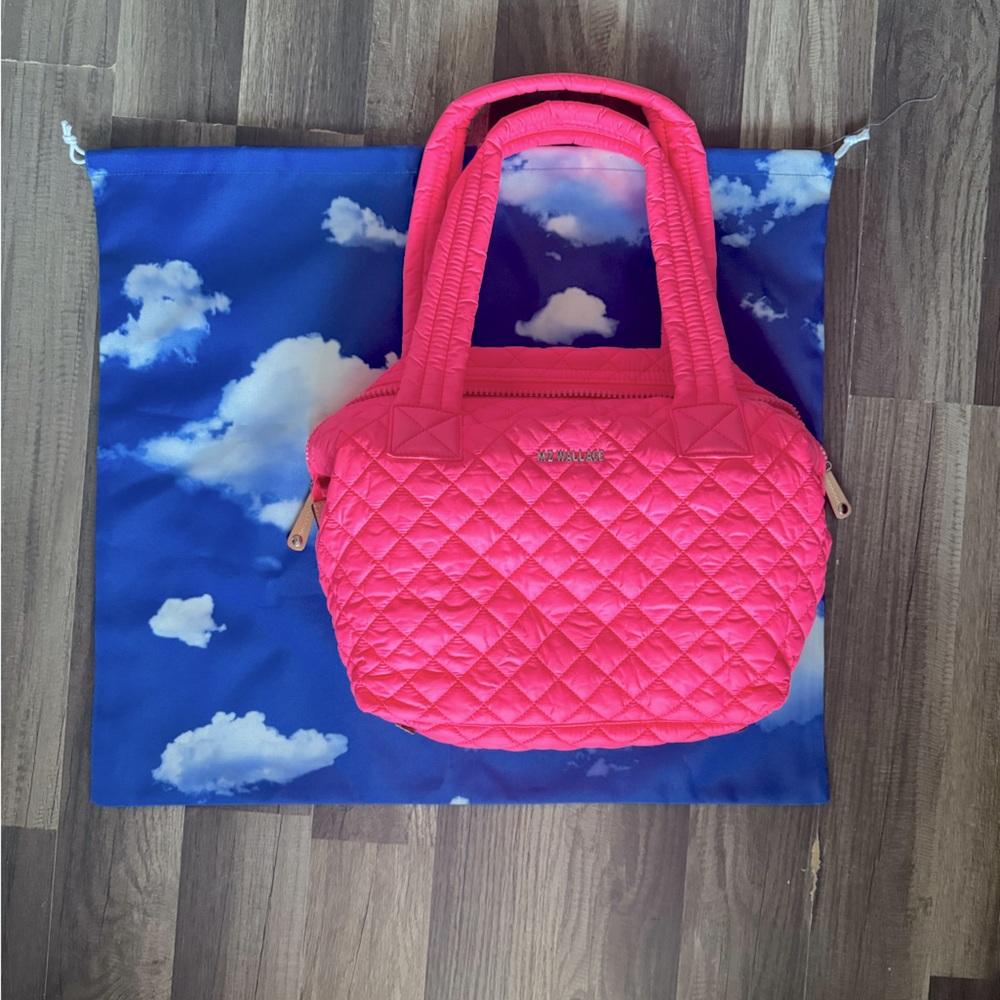 MZ WALLACE MEDIUM SUTTON DELUXE- NEON PINK